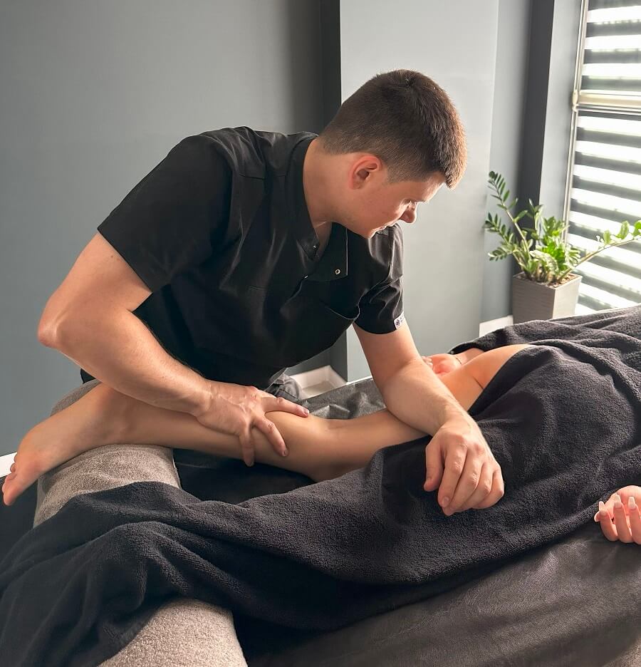 Масаж ніг у DZEN massage у Львові